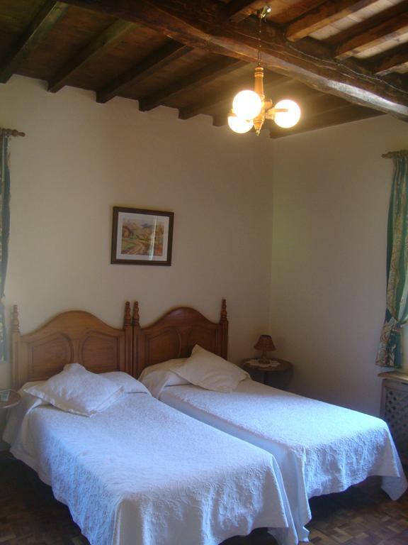 Hotel Rural Genestoso Oda fotoğraf