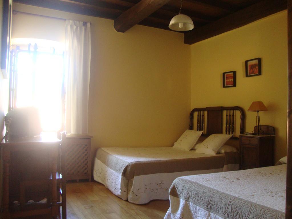 Hotel Rural Genestoso Oda fotoğraf